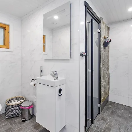 Honkakoli 4 By Interhome * Hattusaari